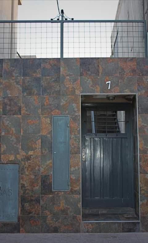 Miro Departamento Con Cochera Villa María Exterior foto